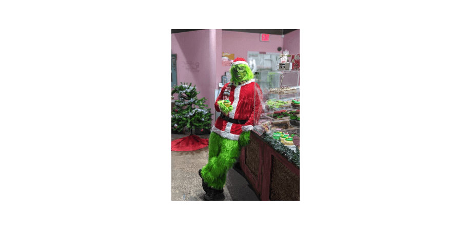 Grinch at Smallcakes